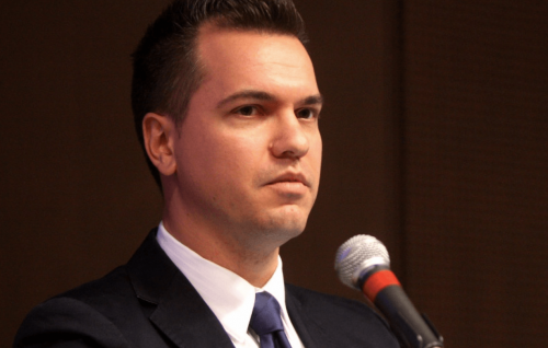 Кандидат в Сенат США Остин Петерсен (англ. Austin Petersen) получил пожертвование в биткоинах в размере $130 тыс., однако вынужден был вернуть из-за федеральных законов, регулирующих взносы в кампанию. Об этом сообщает CCN. Крипто-кандидата в Сенат США вынудили вернуть биткоин-пожертвование | INFBusiness