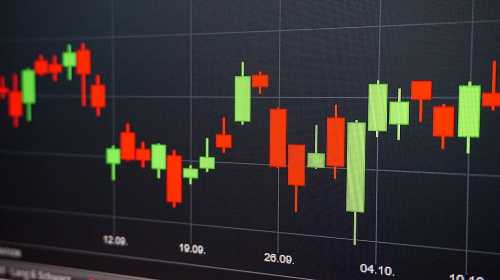 Уровень торгов на криптовалютной бирже Coinbase снизился на 83% в этом году. А вот популярные криптовалютные биржи за пределами США, такие как Binance и OKEx, увидели рост. Объем торгов Coinbase начал снижаться | INFBusiness