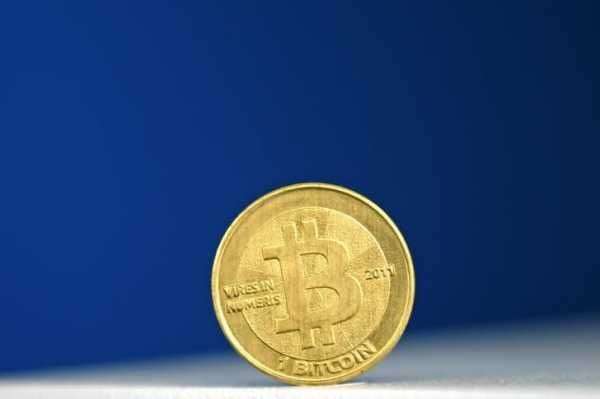 Криптовалюта Биткоин опустилась ниже уровня 6.983,3, падение составило 13% | INFBusiness