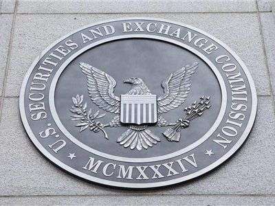 SEC отложила решение по биткоин-ETF до октября | INFBusiness