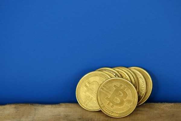 Криптовалюта EOS опустилась ниже уровня 2,1919, падение составило 1% | INFBusiness